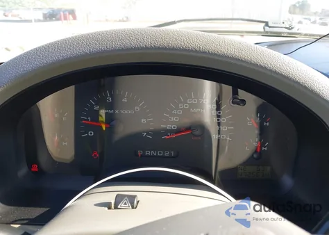 2005 Ford F-150 Xlt из США, поврежденный, VIN 1FTRW12W85KB53461